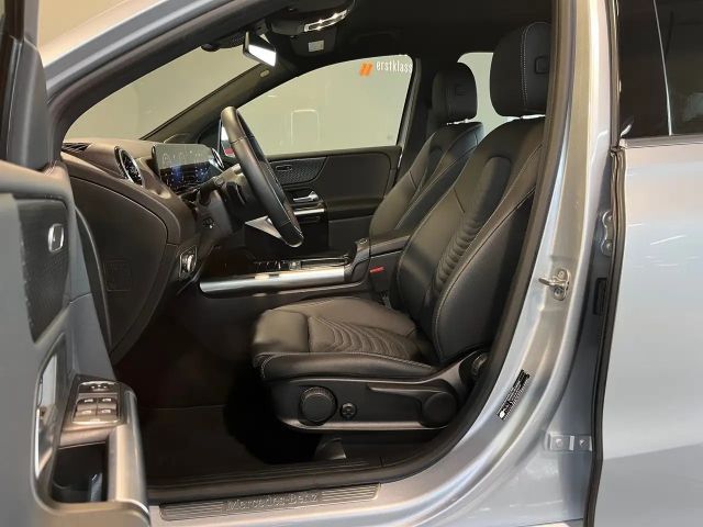 Mercedes-Benz B 180 Progressive Sedan