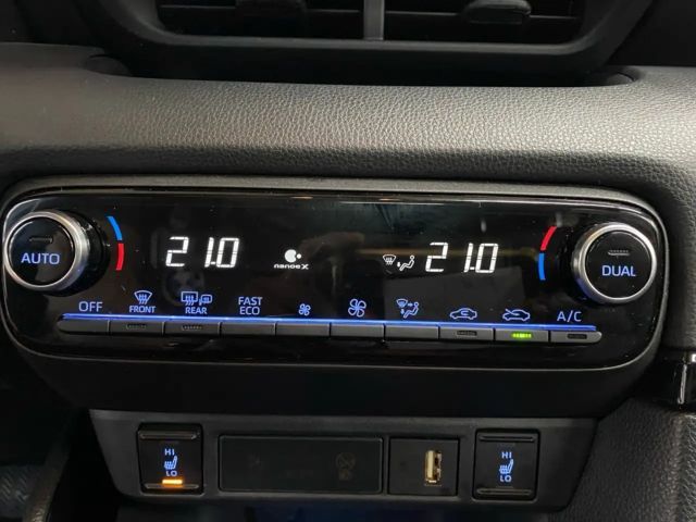 Toyota Yaris Hatchback Hybride Style