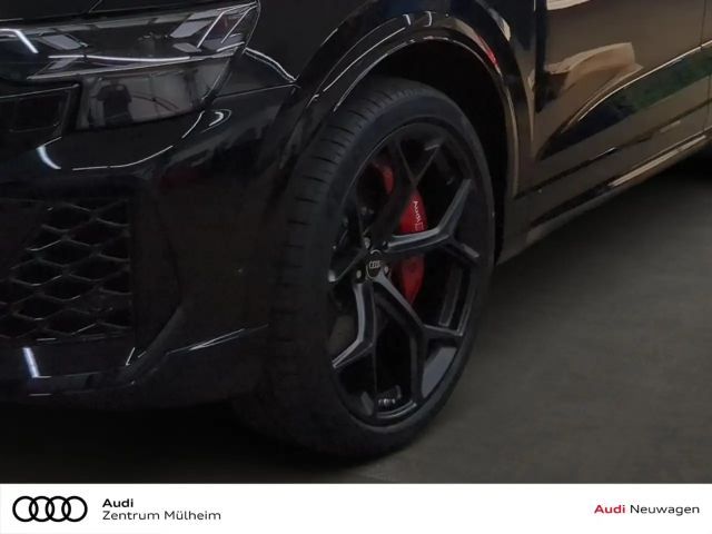 Audi RS Q8 Performance Quattro