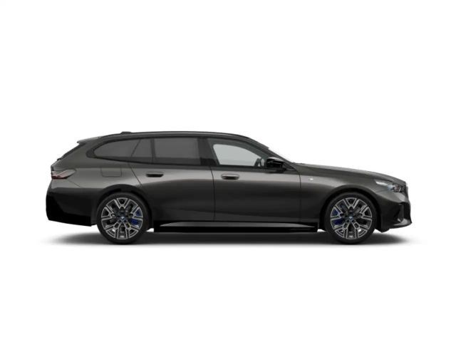 BMW i5 M60 Touring xDrive
