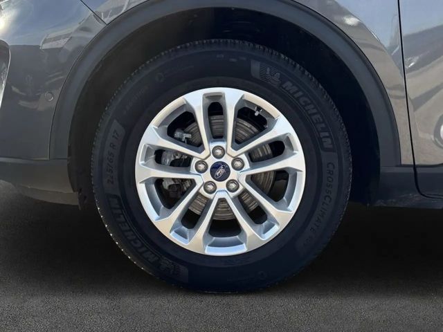 Ford Kuga Plug in Hybrid Titanium