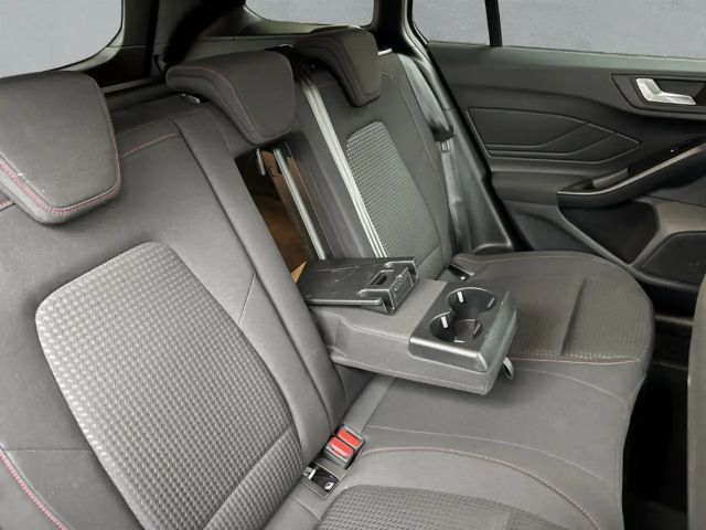 Ford Focus ST Line Wagon