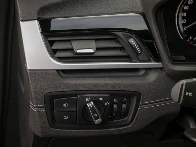 BMW X1 Sport Line sDrive20i