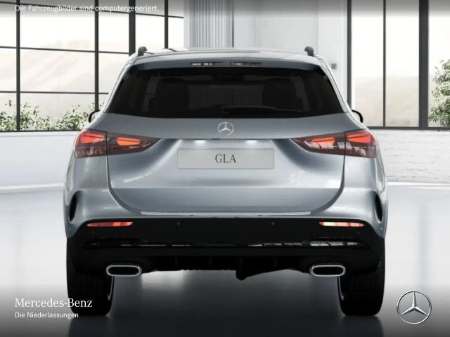 Mercedes-Benz GLA 200 AMG Line