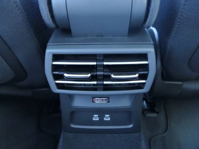 Audi A3 30 TFSI Sedan