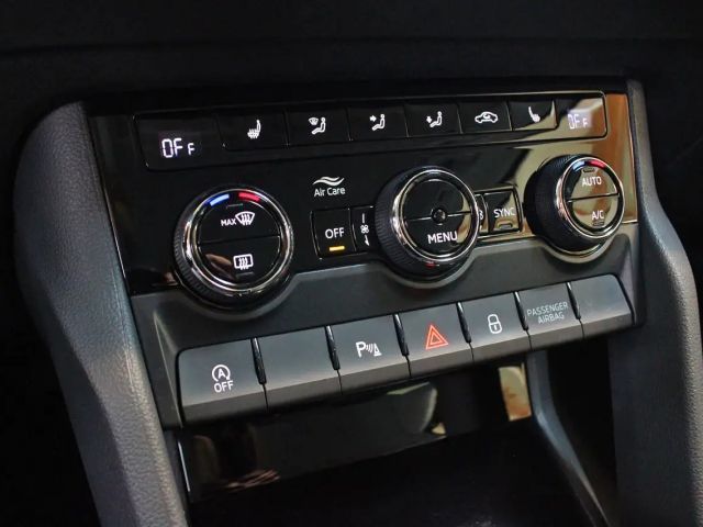 Skoda Karoq 1.5 TSI Selection