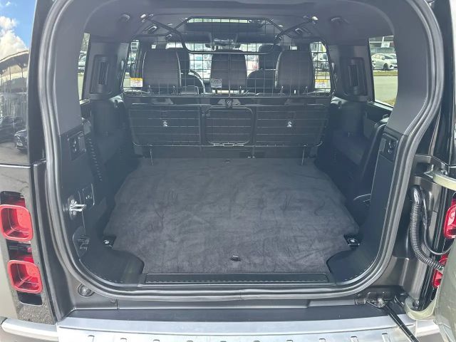 Land Rover Defender D300 SE