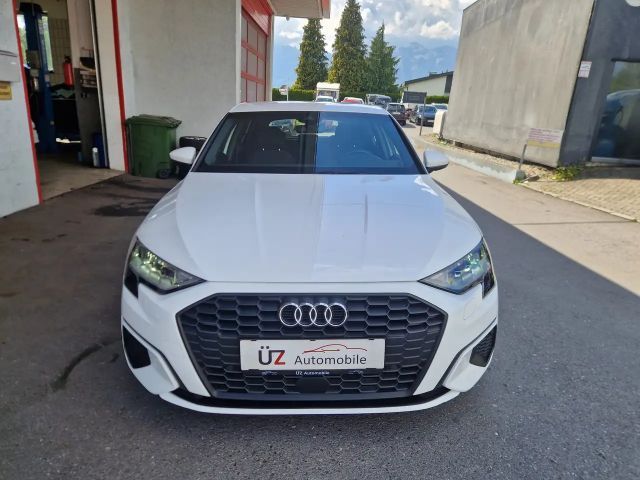 Audi A3 30 TFSI Sedan