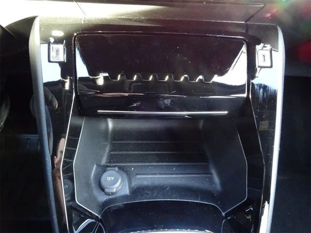 Peugeot 2008 Allure Pack PureTech