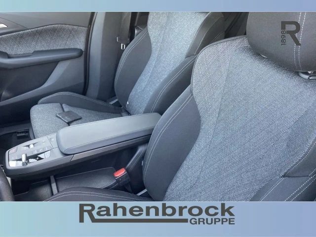 BMW 218 AHK - AUTOMATIK