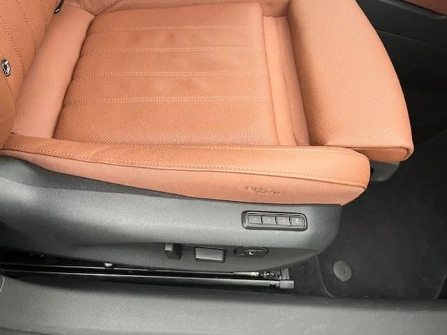 Skoda Superb 2.0 TDI Combi Laurin & Klement