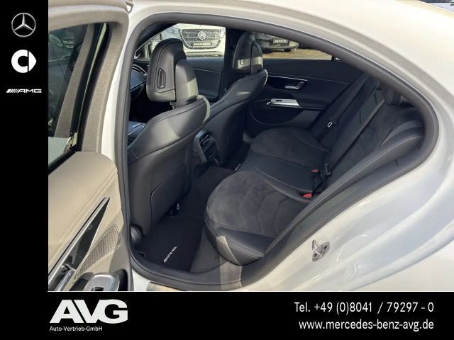 Mercedes-Benz E 220 AMG Line E 220 d Sedan