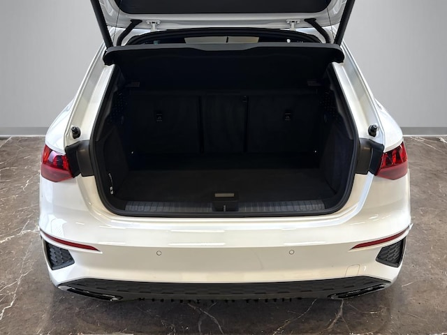 Audi A3 35 TFSI S-Line Sportback