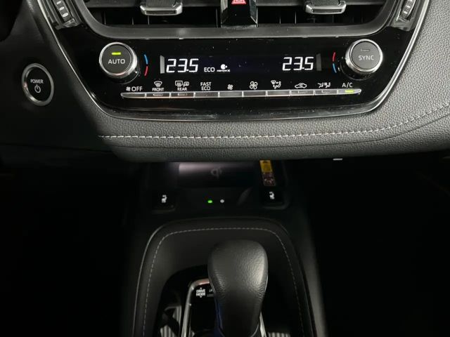 Toyota Corolla Hybride Team D