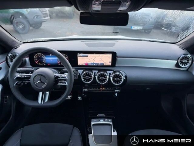 Mercedes-Benz A 200 AMG Line