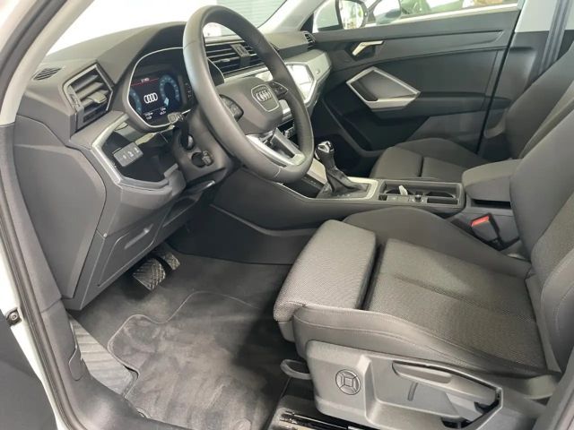 Audi Q3 35 TFSI S-Tronic