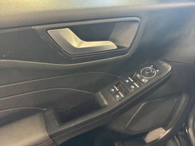 Ford Kuga EcoBoost ST Line