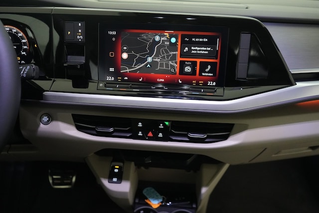 Volkswagen Multivan 2.0 TDI DSG Life T7