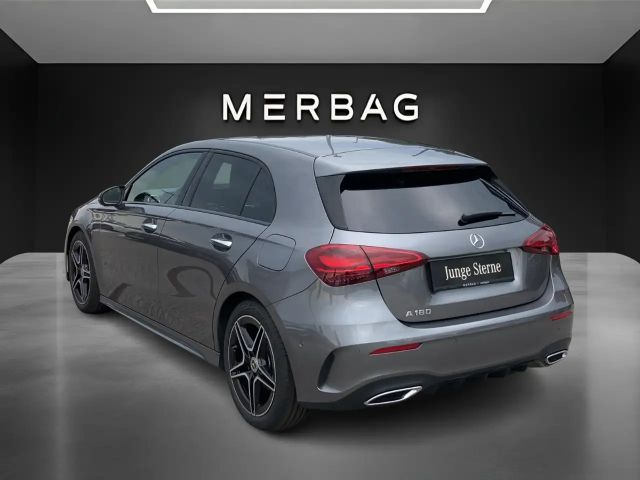 Mercedes-Benz A 180 AMG Line