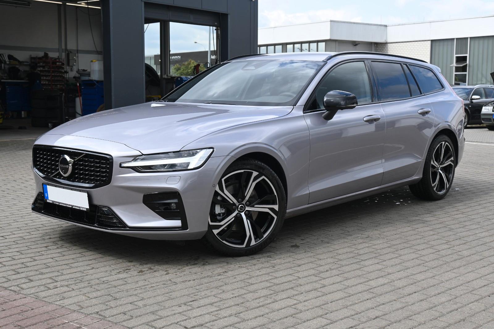 Volvo V60 Dark Plus