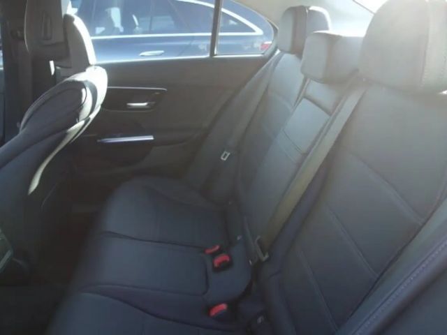 Mercedes-Benz C 180 AVANTGARDE Sedan