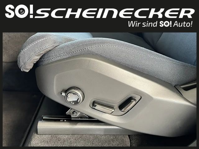 Volvo XC90 AWD Dark Plus T8