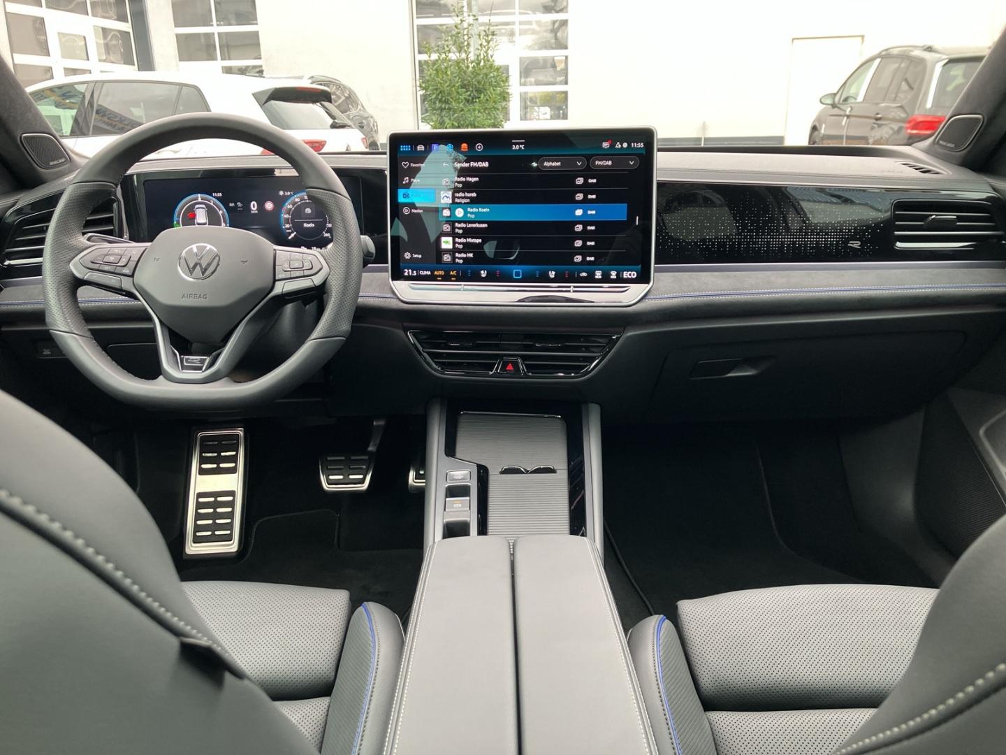 Volkswagen Passat DSG R-Line eHybrid