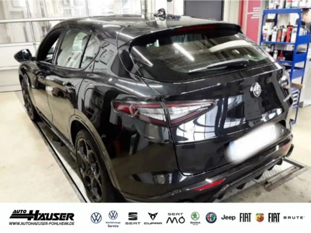 Alfa Romeo Stelvio AT8 Q4 Veloce
