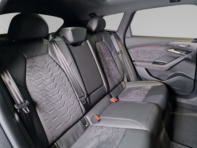 Audi A6 e-tron Avant Performance