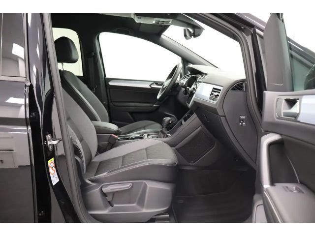 Volkswagen Touran 1.5 TSI DSG