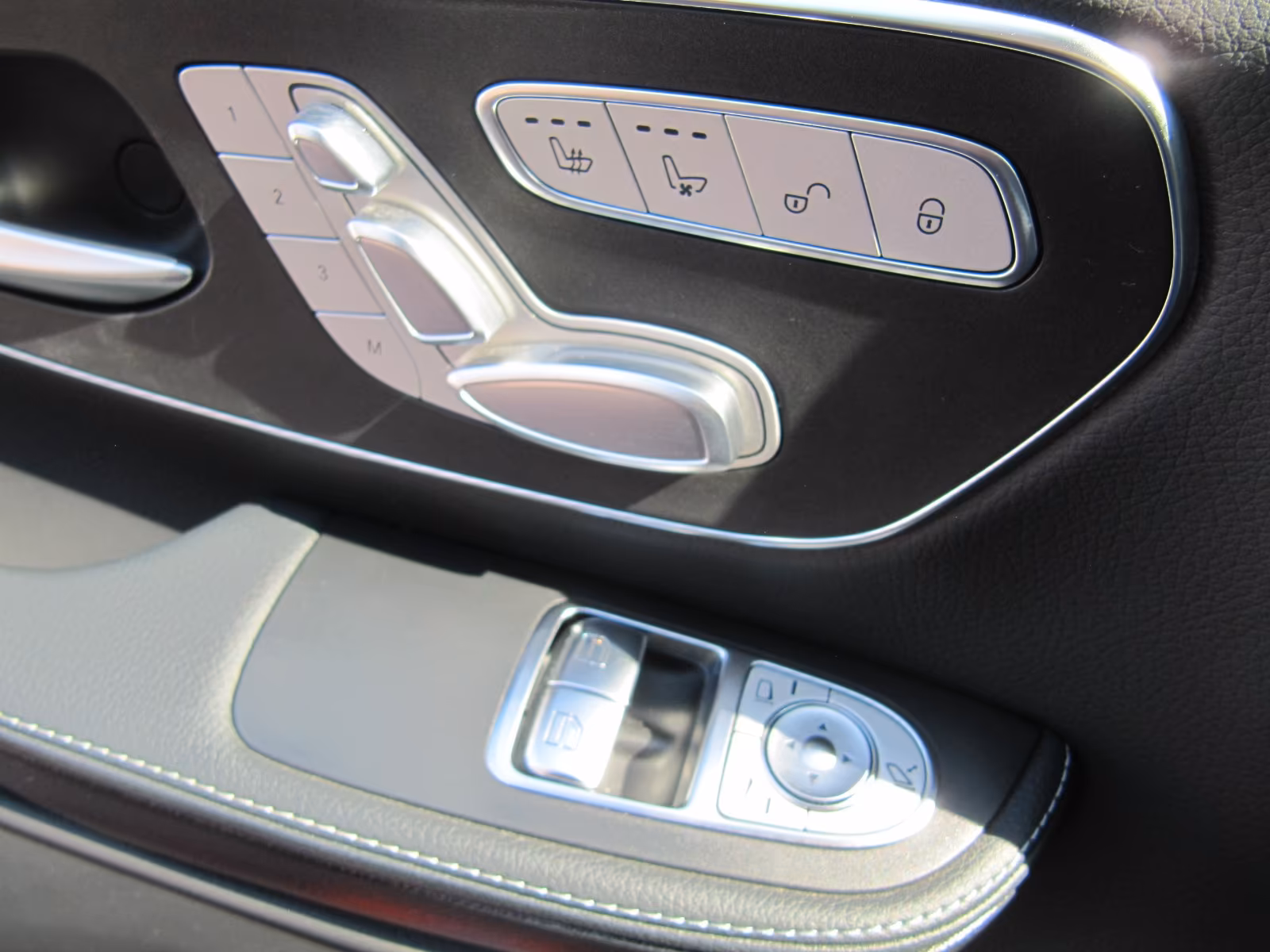 Mercedes-Benz V 300 4MATIC AMG Line