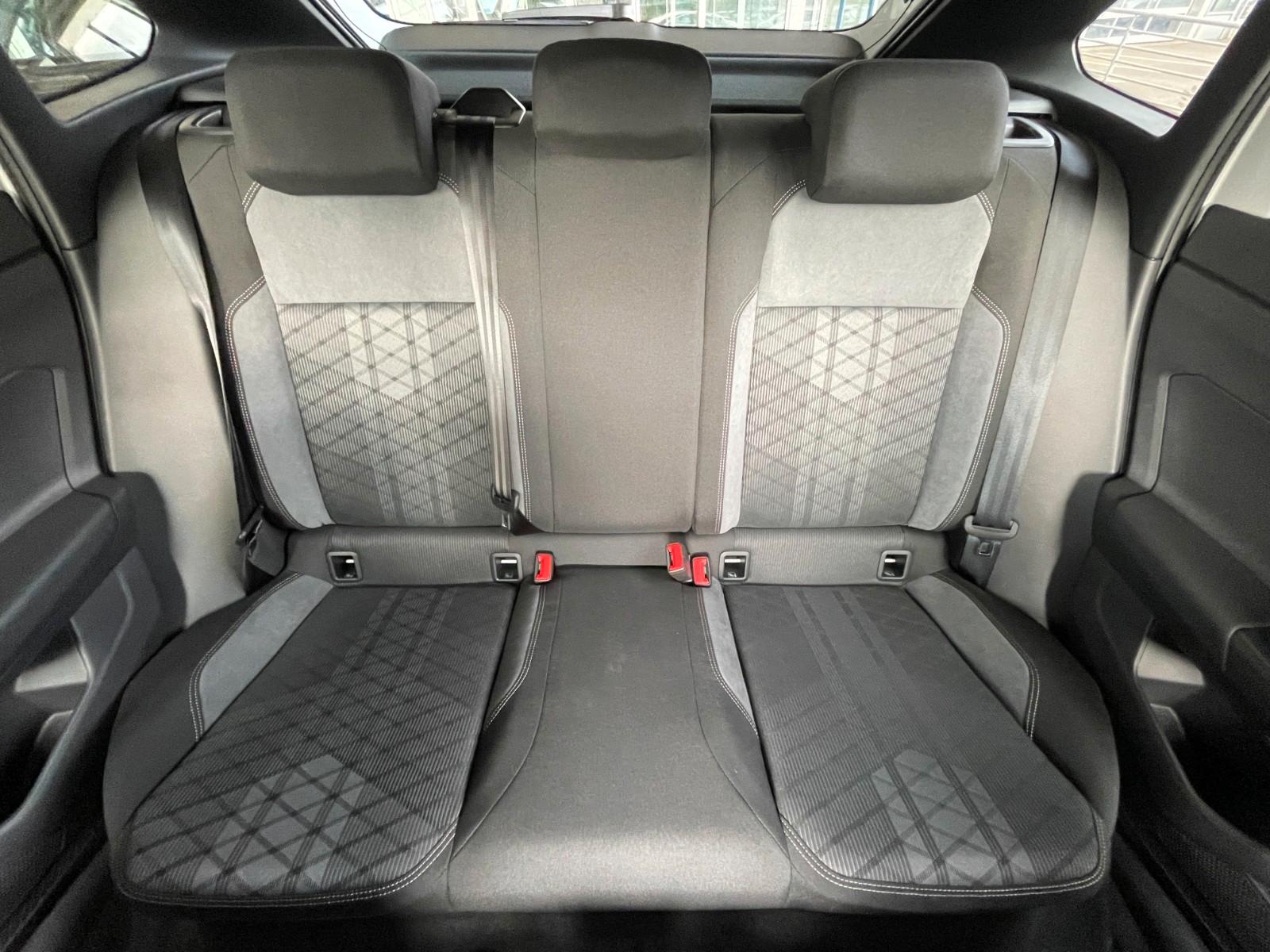 Volkswagen Taigo 1.5 TSI DSG R-Line