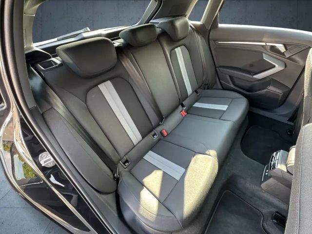 Audi A3 30 TFSI Sedan