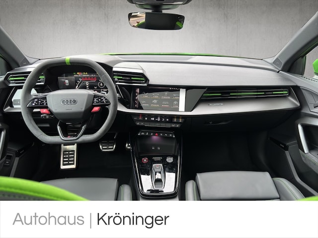 Audi RS3 Quattro S-Tronic Sedan