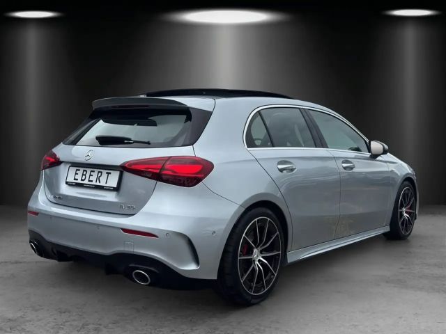 Mercedes-Benz A 35 AMG AMG Line