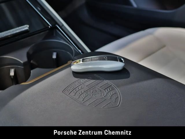 Porsche Panamera 4S E-Hybrid