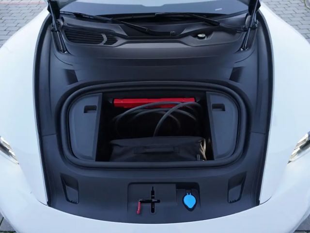 Porsche Taycan Sport Turismo Turbo