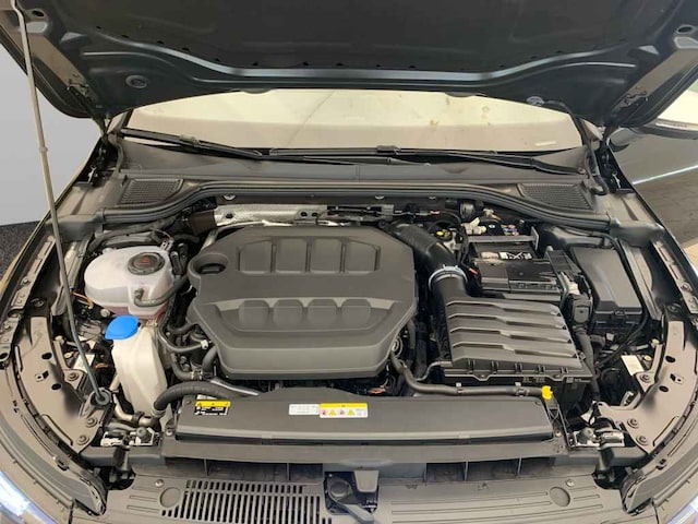 Volkswagen Golf Golf R *FACELIFT*LED*ACC*DCC*NAVI*360*SHZ*TEL*