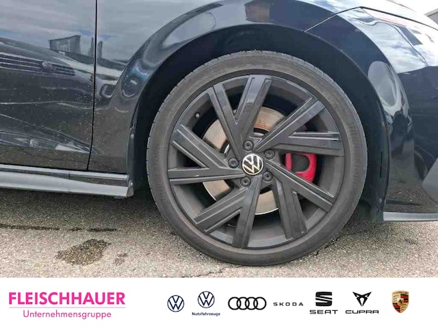 Volkswagen Golf 2.0 TSI DSG Golf VIII