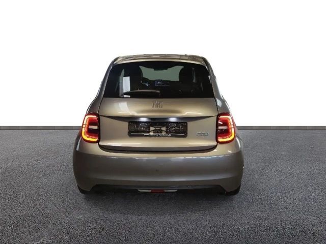 Fiat 500e 42 kWh