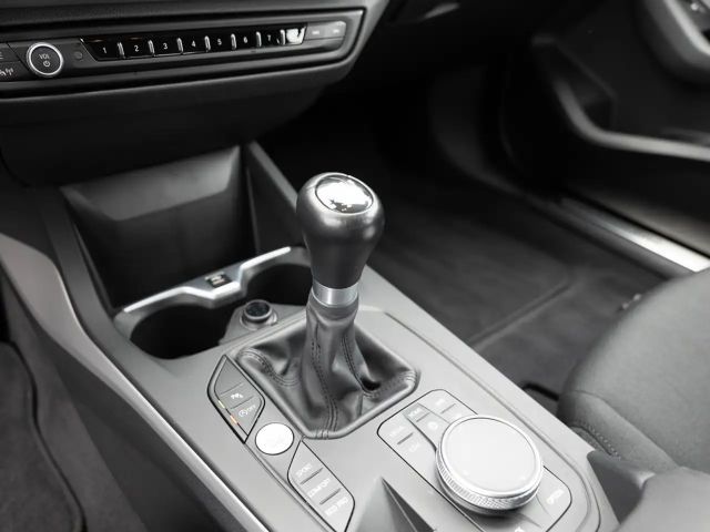 BMW 118 118i Advantage pakket Sedan