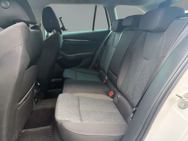 Skoda Octavia 1.5 TSI Clever