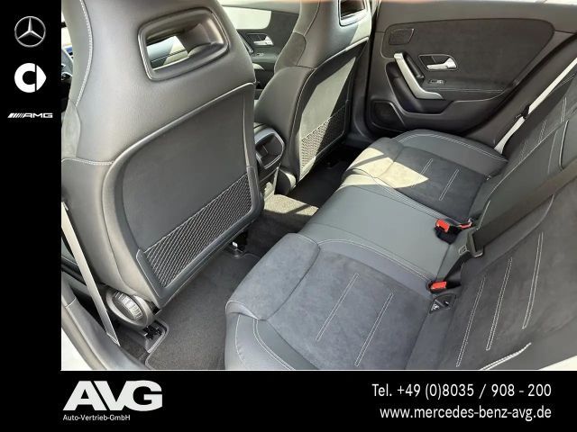 Mercedes-Benz A 200 AMG Line