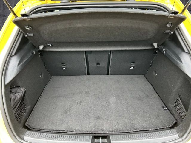 Mercedes-Benz A 200 AMG Line