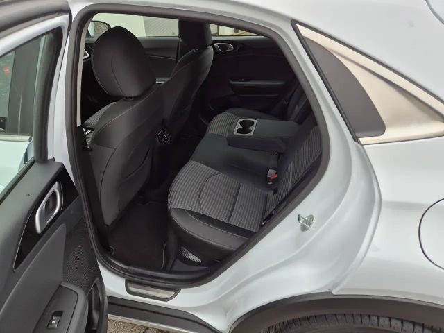 Kia XCeed Hybrid PHEV Vision