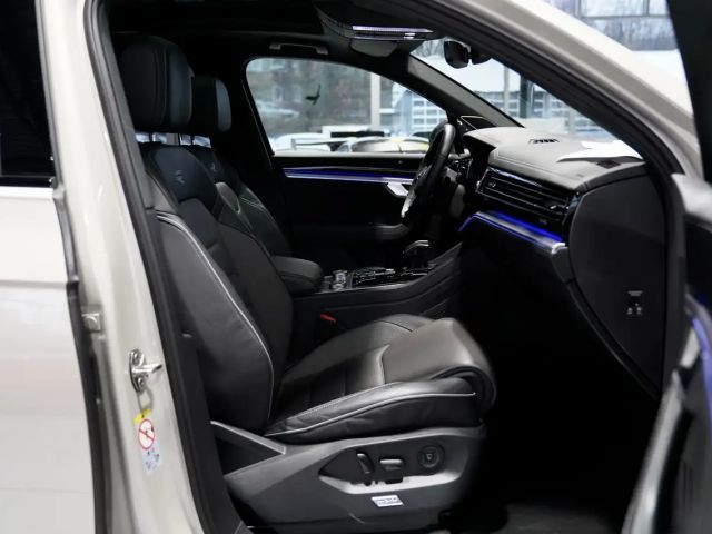 Volkswagen Touareg R-Line Style