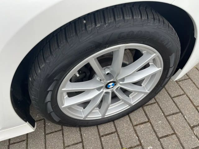 BMW 320 320d M-Sport Touring