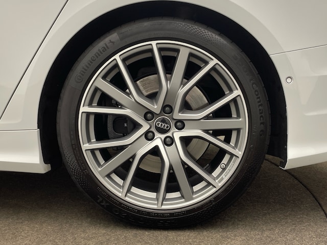 Audi S6 Avant Quattro