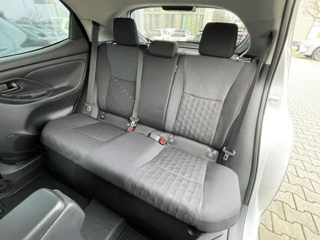 Toyota Yaris Hatchback Hybride VVT-i