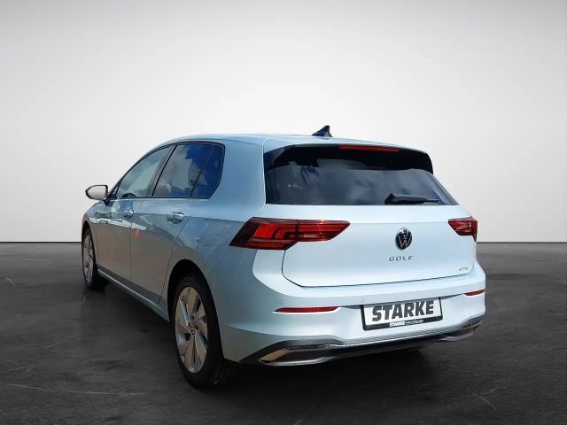 Volkswagen Golf 1.5 eTSI DSG